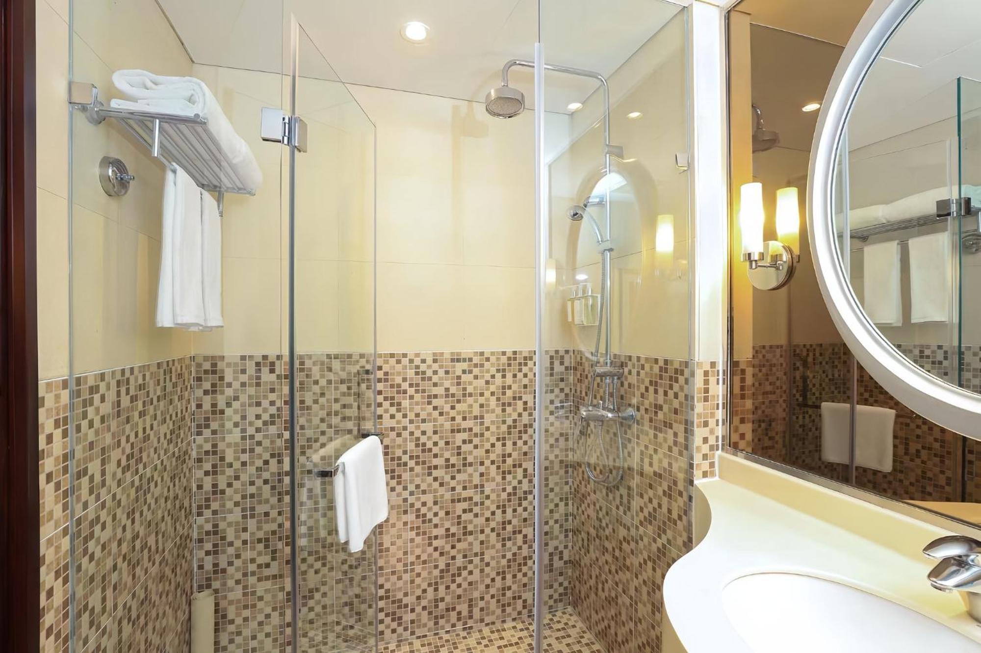 Pudong Nanpu By Ihg Shanghai